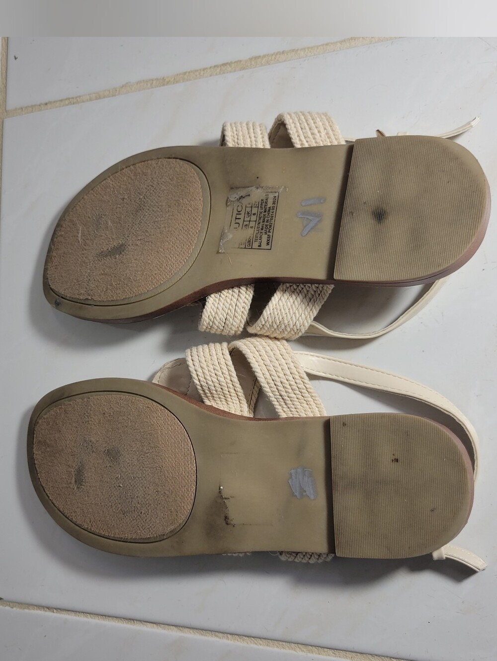Nautica Cream Knotted Rope T-Strap Sandals Women, Size 8 - Picture 4 of 6